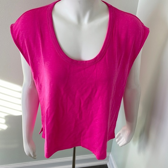 Lou & Grey Signature Soft Pink Cap Sleeve Tee Size Large NEW - Picture 8 of 9